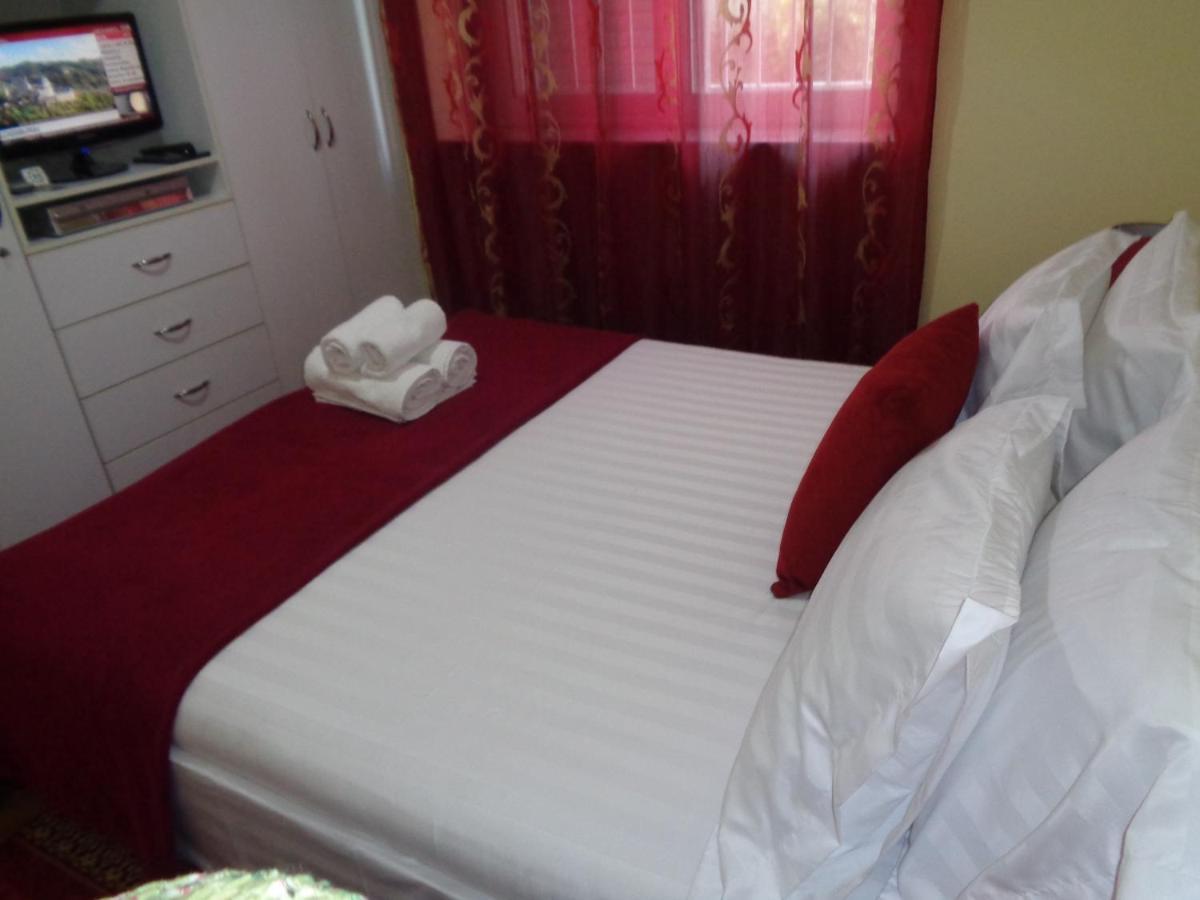 Villa Cato Sarandë 외부 사진