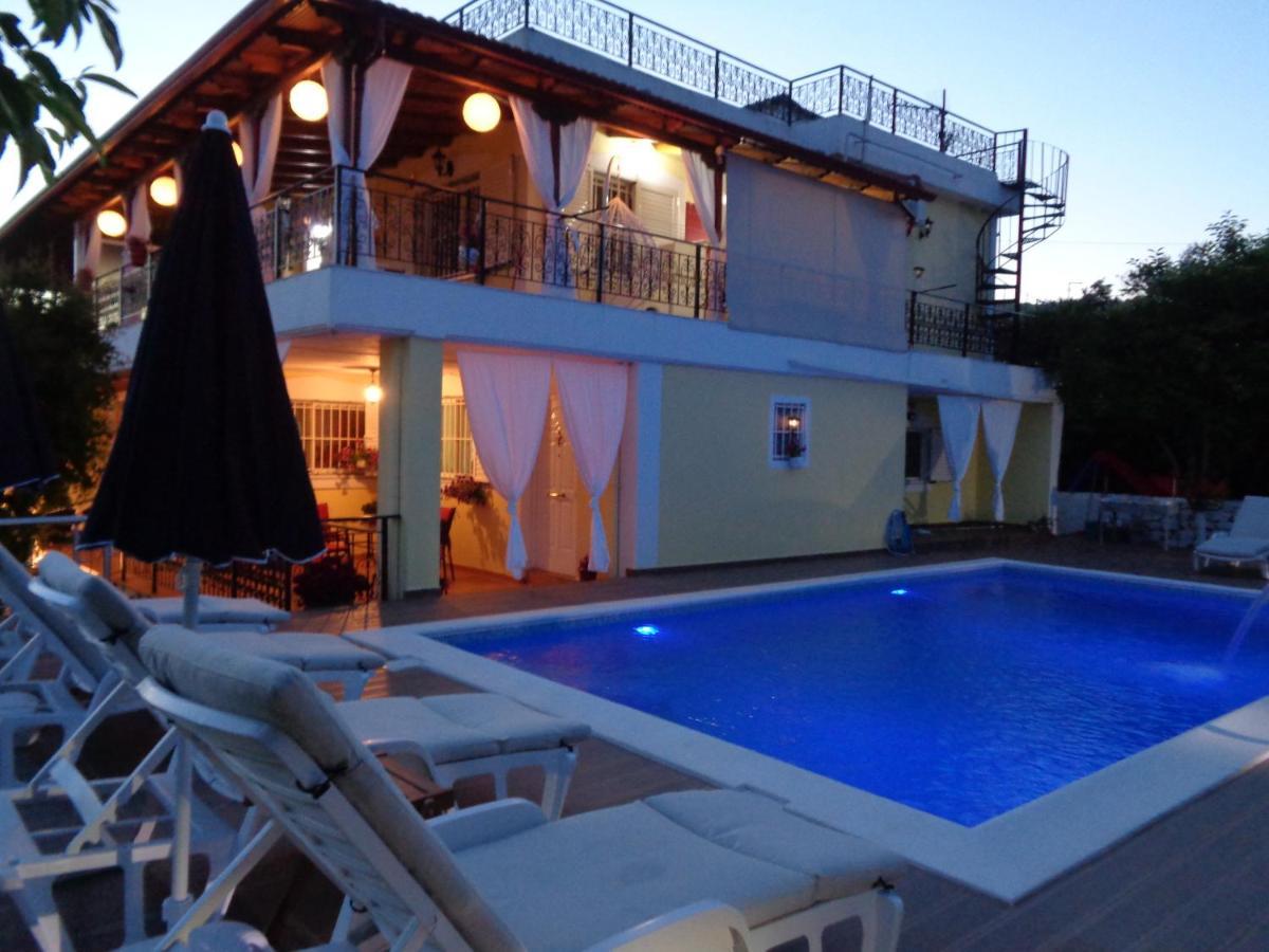 Villa Cato Sarandë 외부 사진